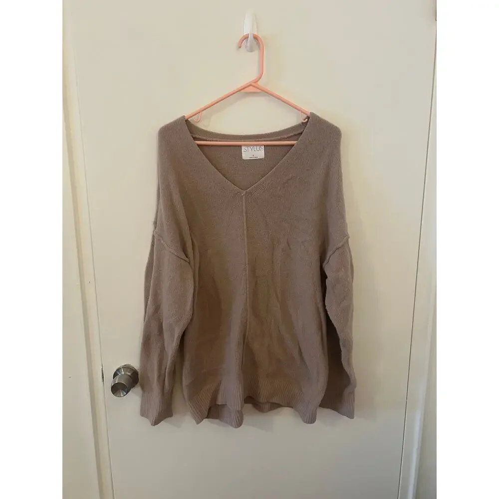 Sweater - Picture 1 of 3